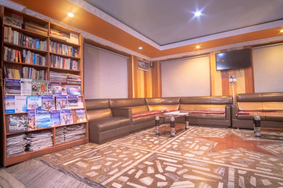 Hotel River Park Pokhara Luaran gambar