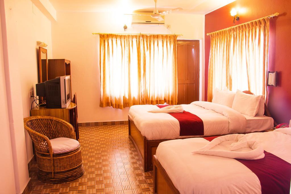 Hotel River Park Pokhara Luaran gambar