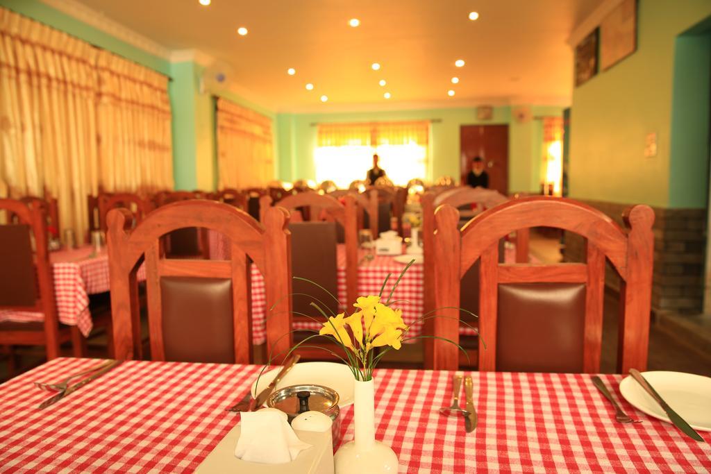 Hotel River Park Pokhara Luaran gambar