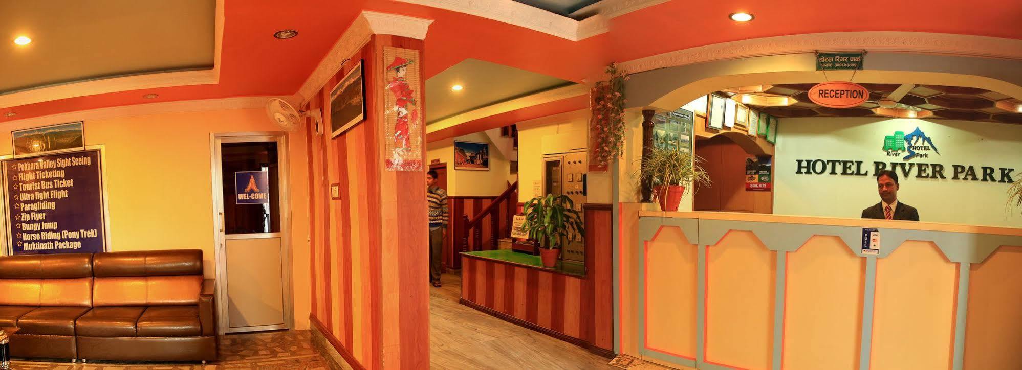 Hotel River Park Pokhara Luaran gambar